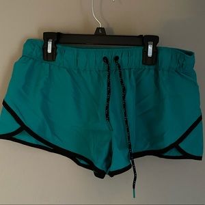 women’s running shorts